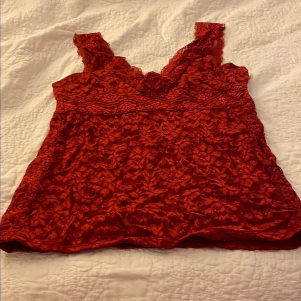 Red, lacy tank